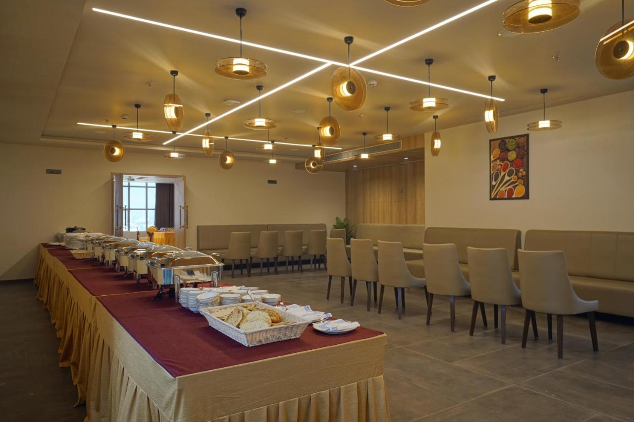 راجكوت The Galleria Hotel المظهر الخارجي الصورة