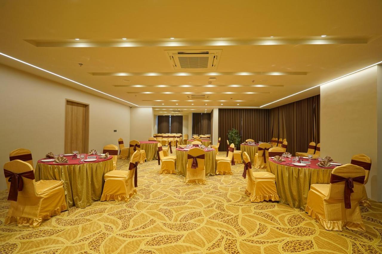 راجكوت The Galleria Hotel المظهر الخارجي الصورة